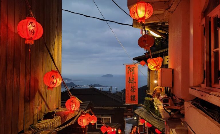 搭公車從台北到九份🏮猴銅、十分、瑞芳到九份 4 搭公車台北到九份,九份到十分